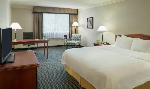 Toronto Don Valley Hotel and Suites image 33